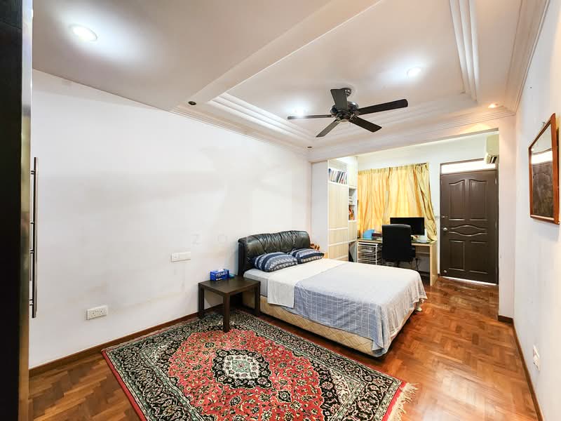 Bunga Rampai Place, , 5 Bedrooms, 2,800 sqft, Terraced House For Sale, by Zoe Tan, 500105623 - Bedroom - PropertyGuru.com.sg