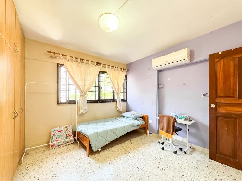 72 Bedok South Avenue 3, 72 Bedok South Avenue 3, 4 Bedrooms, 1,345 sqft, HDB Flat For Sale, by Keesya Ang, 500105638 - Bedroom - PropertyGuru.com.sg
