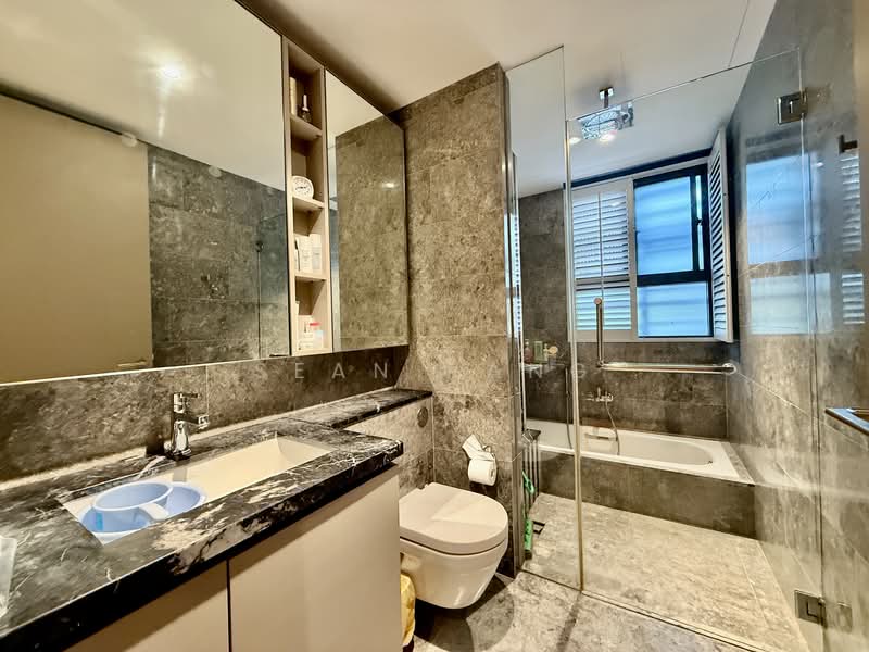 Watercove, , 5 Bedrooms, 3,369 sqft, Cluster House For Sale, by Sean Pang, 500105639 - Bathroom - PropertyGuru.com.sg