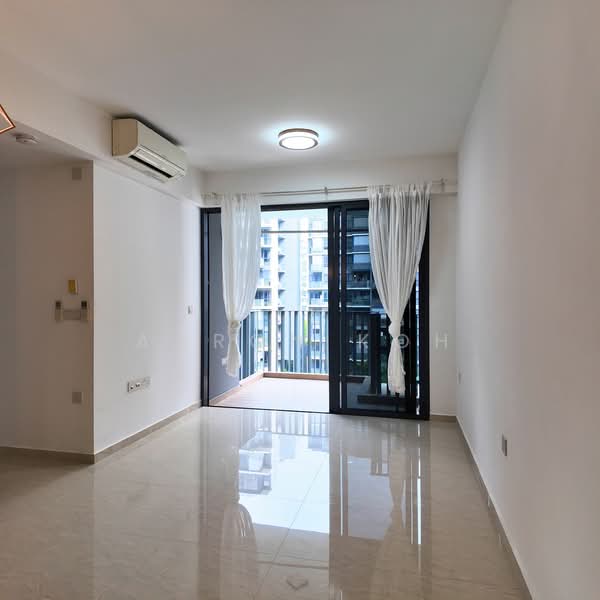 Grandeur Park Residences, 7 Bedok South Avenue 3, 3 Bedrooms, 980 sqft, Condominium For Sale, by Aaron Koh, 500105643 - Balcony - PropertyGuru.com.sg