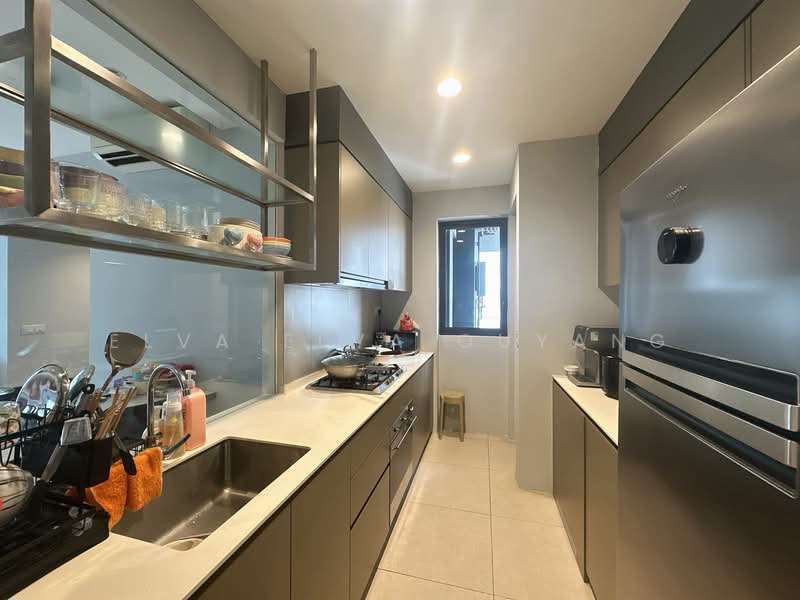 Grandeur Park Residences, 1 Bedok South Avenue 3, 4 Bedrooms, 1,238 sqft, Condominium For Sale, by Elva Elva Ouyang, 500105648 - Kitchen - PropertyGuru.com.sg
