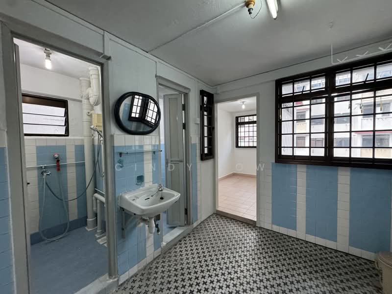 107 Lorong 1 Toa Payoh, 107 Lorong 1 Toa Payoh, 2 Bedrooms, 721 sqft, HDB Flat For Sale, by Cindy Low, 500105665 - PropertyGuru.com.sg