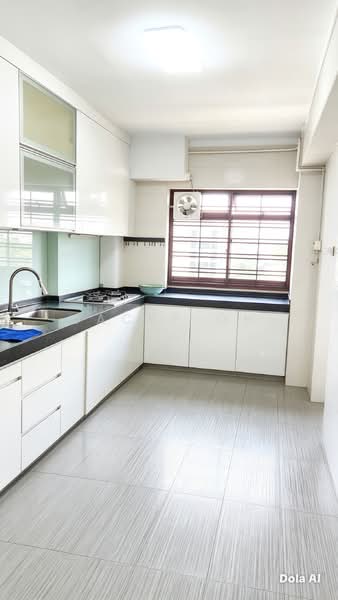 578 Hougang Avenue 4, 578 Hougang Avenue 4, 3 Bedrooms, 1,507 sqft, HDB Flat For Sale, by Jacky Oh, 500105671 - Kitchen - PropertyGuru.com.sg