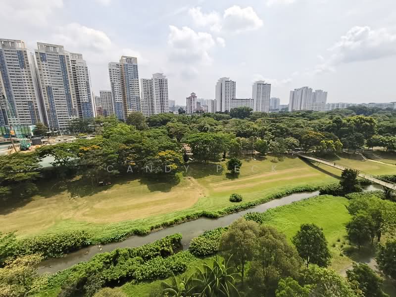 252 Bishan Street 22, 252 Bishan Street 22, 3 Bedrooms, 1,249 sqft, HDB Flat For Sale, by Candy Peck, 500105675 - Exterior - PropertyGuru.com.sg