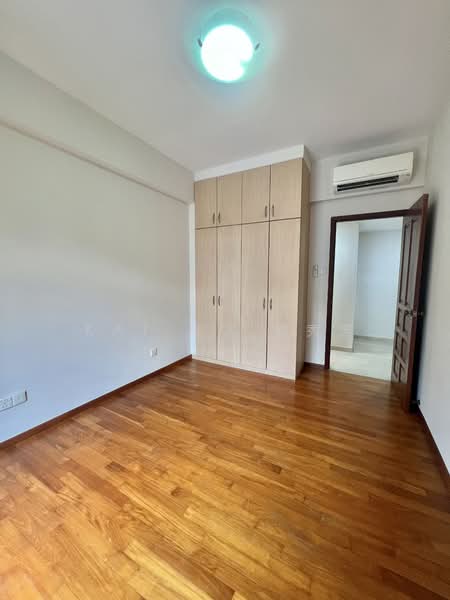 Carissa Park Condo, 2 Flora Drive, 3 Bedrooms, 1,324 sqft, Condominium For Sale, by Kat Ng 黄秀芳, 500105681 - Interior - PropertyGuru.com.sg