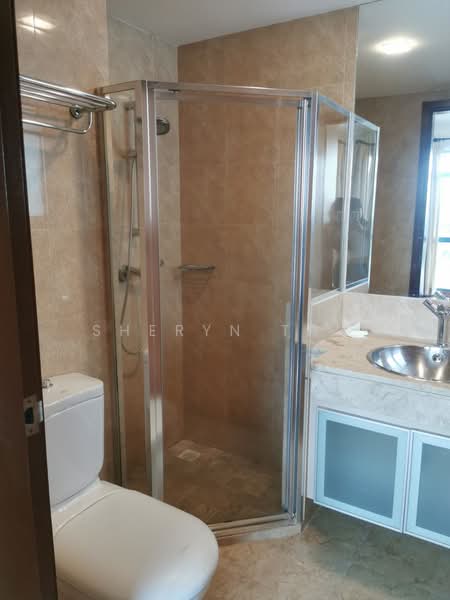 Blue Horizon, 21 West Coast Crescent, 3 Bedrooms, 1,216 sqft, Condominium For Rent, by Sheryn Tan, 500105684 - Bathroom - PropertyGuru.com.sg