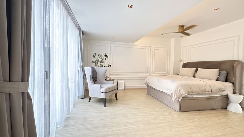 Rosyth Terrace, Rosyth Terrace, 7 Bedrooms, 4,200 sqft, Terraced House For Sale, by Jason Tan (陈春億), 500105710 - Bedroom - PropertyGuru.com.sg