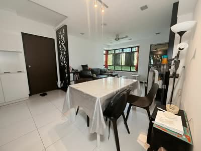 For Sale - 487 Admiralty Link