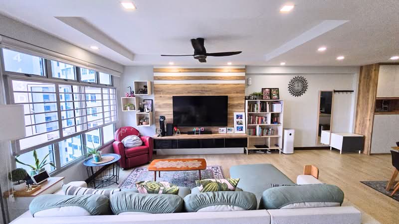 443C Fajar Road, 443C Fajar Road, 3 Bedrooms, 1,216 sqft, HDB Flat For Sale, by Farah Ali, 500105731 - Living Room - PropertyGuru.com.sg