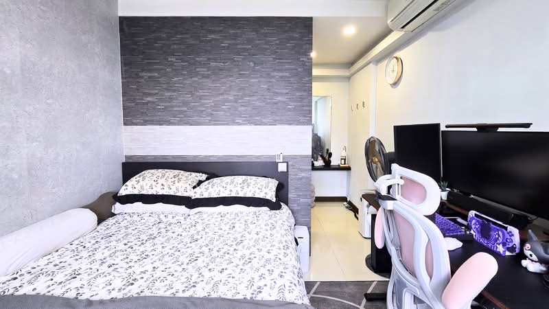 443C Fajar Road, 443C Fajar Road, 3 Bedrooms, 1,216 sqft, HDB Flat For Sale, by Farah Ali, 500105731 - Bedroom - PropertyGuru.com.sg