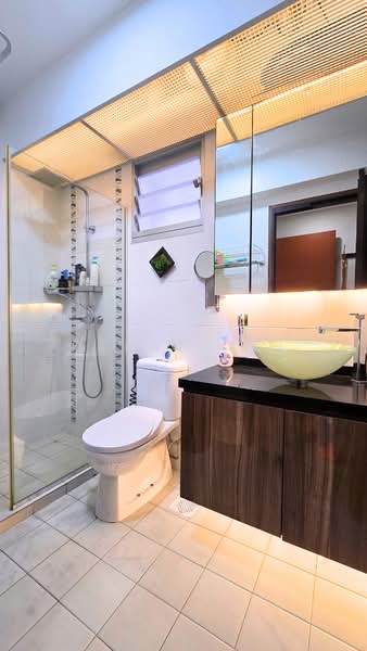 443C Fajar Road, 443C Fajar Road, 3 Bedrooms, 1,216 sqft, HDB Flat For Sale, by Farah Ali, 500105731 - Bathroom - PropertyGuru.com.sg