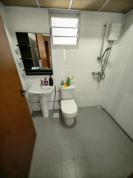 812B Choa Chu Kang Avenue 7, 812B Choa Chu Kang Avenue 7, Dairy Farm / Bukit Panjang / Choa Chu Kang, Room Rental, 100 sqft, HDB Flat For Rent, by Sherry Goh, 500105743 - PropertyGuru.com.sg
