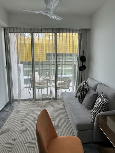 One Bernam, 1 Bernam Street, 2 Bedrooms, 807 sqft, Condominium For Rent, by Tracy Lim, 500105744 - Living Room - PropertyGuru.com.sg