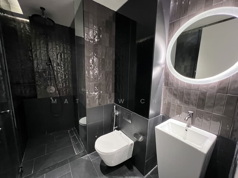 Maple Leaf Elite 1, 120 Rangoon Rd, 2 Bedrooms, 933 sqft, Apartment For Rent, by Matthew Chan, 500105747 - Bathroom - PropertyGuru.com.sg