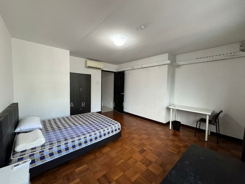 Fook Hai Building, 150 South Bridge Road, 1 Bedroom, 200 sqft, Apartment For Rent, by Mar Inn Chee, 500105749 - Master Bedroom - PropertyGuru.com.sg