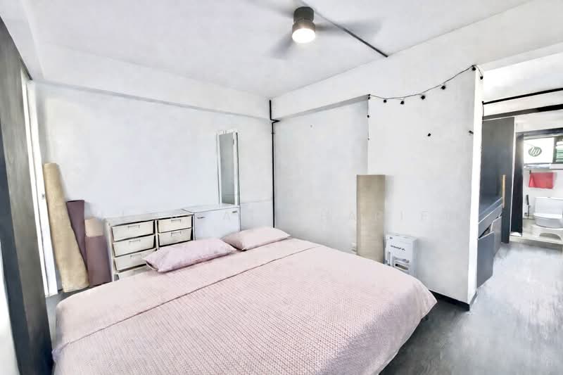 756 Woodlands Avenue 4, 756 Woodlands Avenue 4, 3 Bedrooms, 1,087 sqft, HDB Flat For Sale, by Hidayat Shariff, 500105750 - Bedroom - PropertyGuru.com.sg