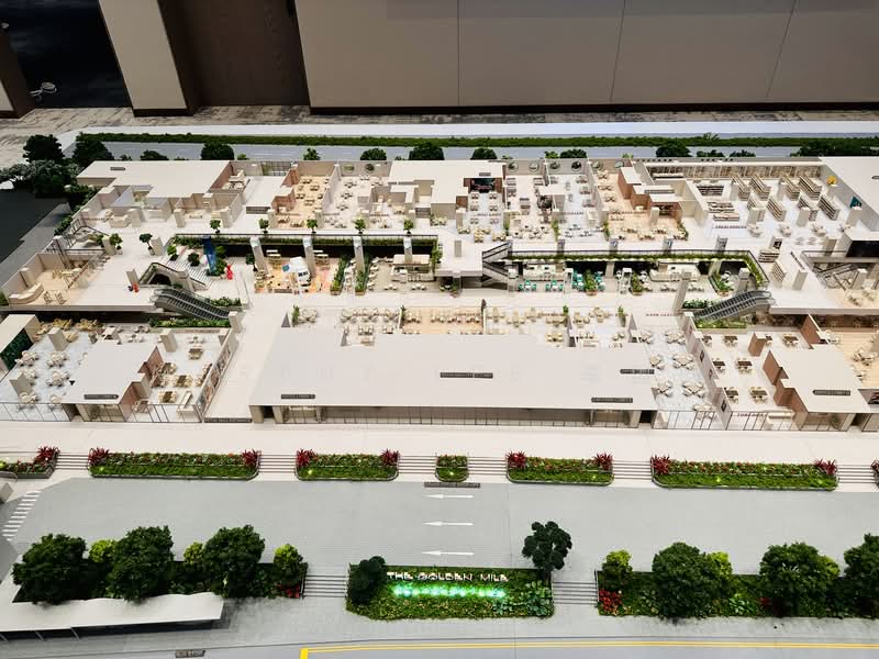 The Golden Mile, 5001 Beach Road, 1,464 sqft, Medical For Sale, by Murphy Lee, 500105752 - Lobby - CommercialGuru.com.sg