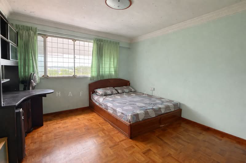 794 Yishun Ring Road, 794 Yishun Ring Road, 3 Bedrooms, 1,302 sqft, HDB Flat For Sale, by Hafiqal Amer, 500105754 - Common bedroom 2 - PropertyGuru.com.sg