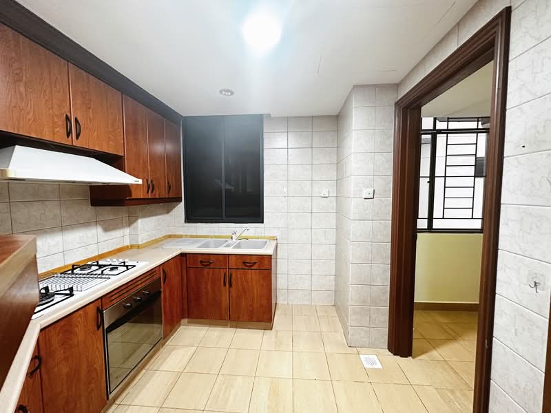 Glendale Park, 21 Hillview Avenue, 3 Bedrooms, 1,216 sqft, Condominium For Sale, by Karine Lee, 500105756 - Kitchen - PropertyGuru.com.sg