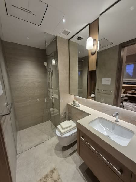 Bayshore, , 2 Bedrooms, 592 sqft, Condominium For Sale, by Fabian Tan, 500105759 - Bathroom - PropertyGuru.com.sg