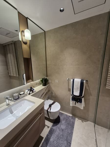 Bayshore, , 3 Bedrooms, 883 sqft, Condominium For Sale, by Fabian Tan, 500105762 - Bathroom - PropertyGuru.com.sg