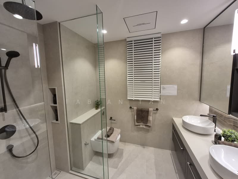 Bayshore, , 4 Bedrooms, 1,173 sqft, Condominium For Sale, by Fabian Tan, 500105764 - Bathroom - PropertyGuru.com.sg