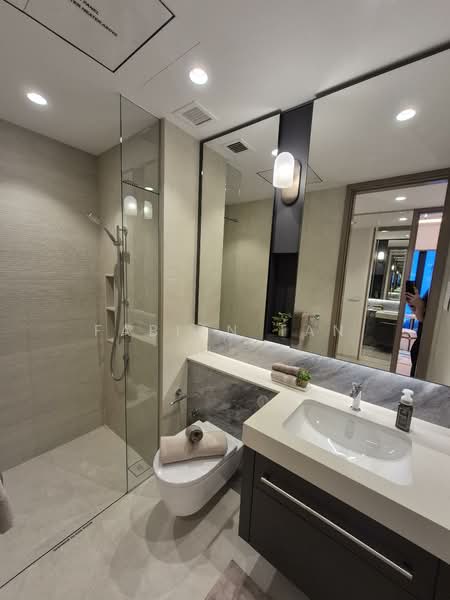 Bayshore, , 5 Bedrooms, 1,582 sqft, Condominium For Sale, by Fabian Tan, 500105765 - Bathroom - PropertyGuru.com.sg