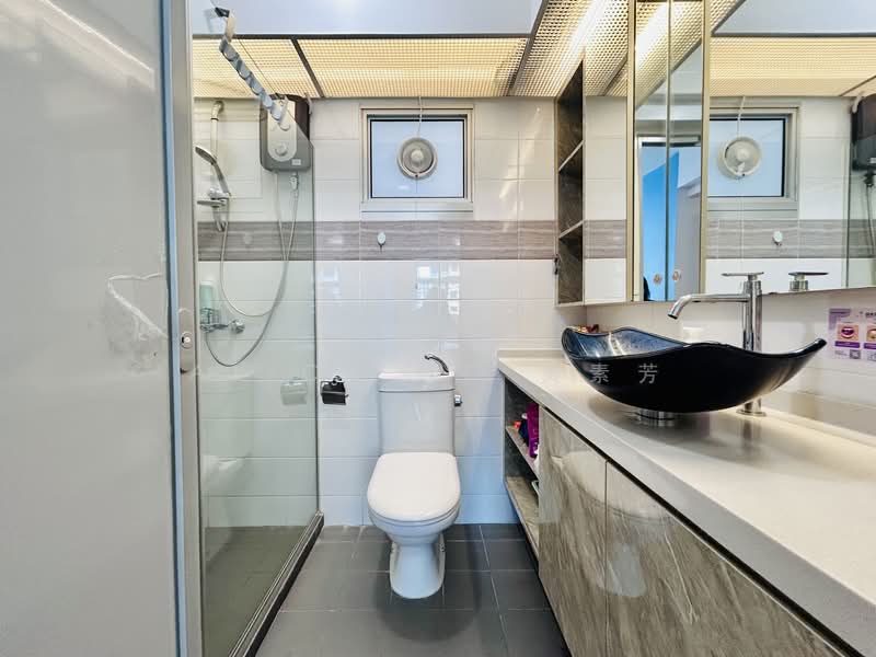 338A Anchorvale Crescent, 338A Anchorvale Crescent, 3 Bedrooms, 1,216 sqft, HDB Flat For Sale, by Alice Ng 黄素芳, 500105767 - Master bath - PropertyGuru.com.sg