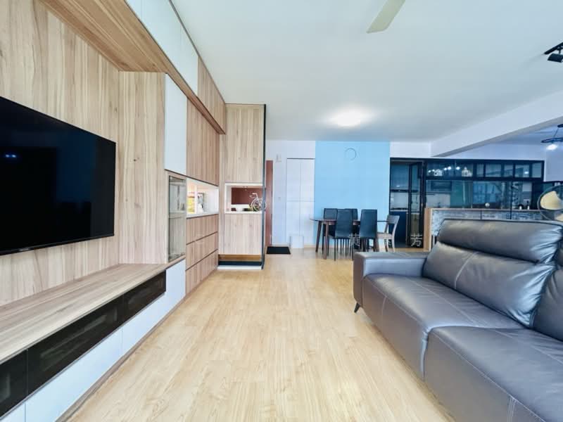 338A Anchorvale Crescent, 338A Anchorvale Crescent, 3 Bedrooms, 1,216 sqft, HDB Flat For Sale, by Alice Ng 黄素芳, 500105767 - Living Room - PropertyGuru.com.sg