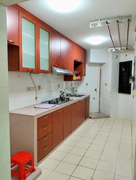 207A Compassvale Lane, 207A Compassvale Lane, 3 Bedrooms, 990 sqft, HDB Flat For Sale, by Joanne Wang, 500105777 - Kitchen - PropertyGuru.com.sg