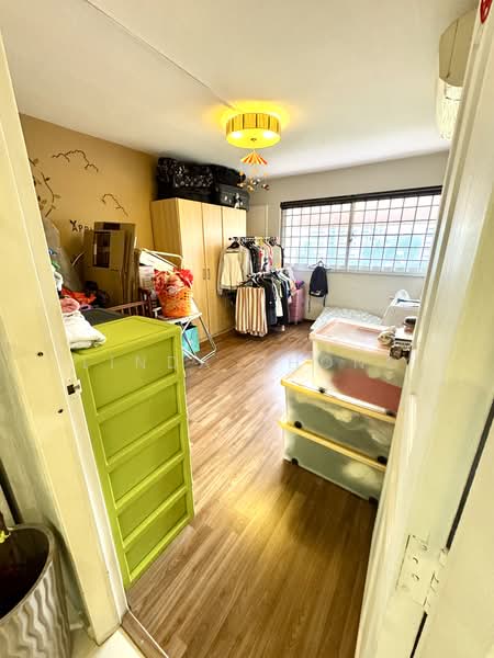 785 Yishun Avenue 2, 785 Yishun Avenue 2, 3 Bedrooms, 1,302 sqft, HDB Flat For Sale, by Linda Chong, 500105799 - Bedroom - PropertyGuru.com.sg