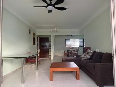For Rent - 240 Yishun Ring Road