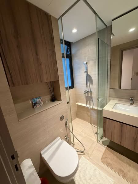 CHEAP!! Rosyth School 1km 乐赛学校学区 ☎️ 8321.8433, , 5 Bedrooms, 1,538 sqft, Condominium For Sale, by Yee Wei Ng, 500105817 - Bathroom - PropertyGuru.com.sg