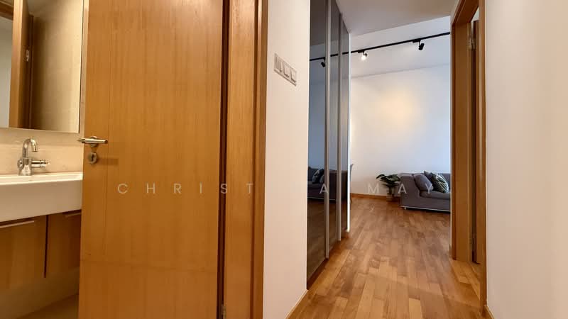 The Pier at Robertson, 80 Mohamed Sultan Road, 2 Bedrooms, 1,055 sqft, Apartment For Sale, by Christina May, 500105846 - Living Room - PropertyGuru.com.sg