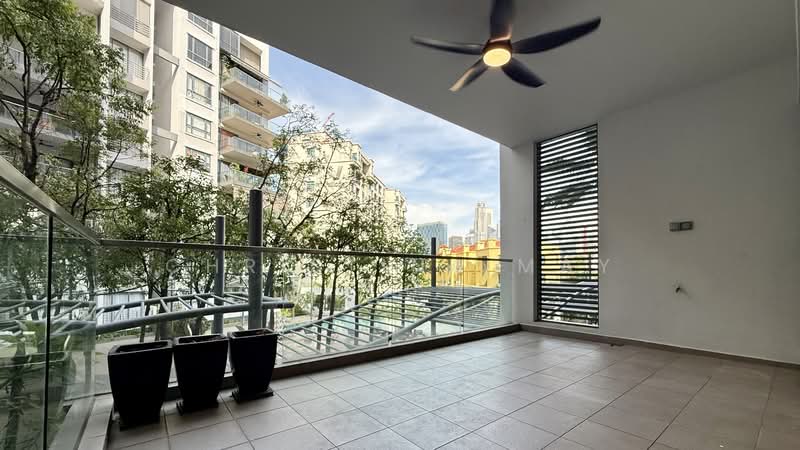 The Pier at Robertson, 80 Mohamed Sultan Road, 2 Bedrooms, 1,055 sqft, Apartment For Sale, by Christina May, 500105846 - Balcony - PropertyGuru.com.sg