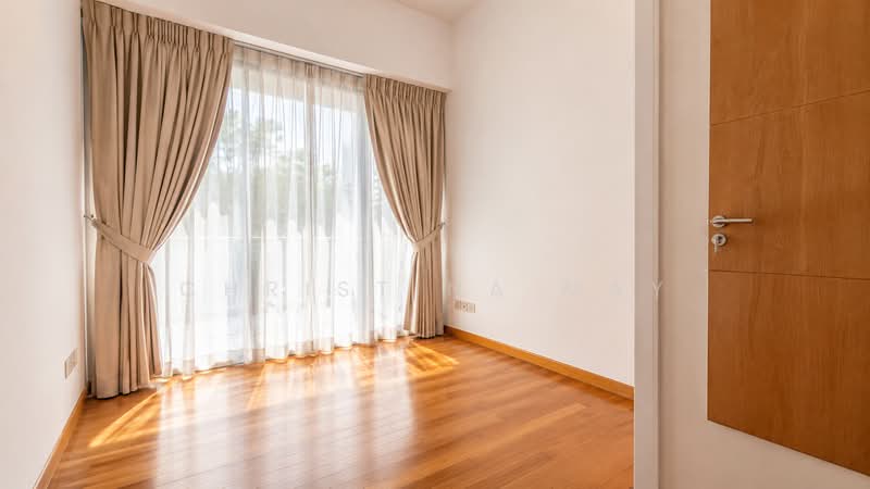 The Pier at Robertson, 80 Mohamed Sultan Road, 2 Bedrooms, 1,055 sqft, Apartment For Sale, by Christina May, 500105846 - PropertyGuru.com.sg
