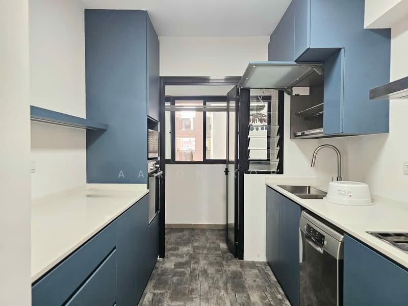 635A Senja Road, 635A Senja Road, 3 Bedrooms, 1,001 sqft, HDB Flat For Sale, by Aaron Koh, 500105867 - Kitchen - PropertyGuru.com.sg