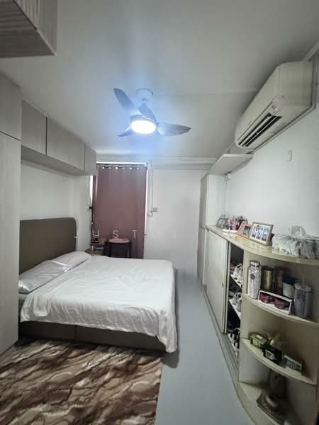 412 Tampines Street 41, 412 Tampines Street 41, 4 Bedrooms, 1,485 sqft, HDB Flat For Sale, by Justus Aw, 500105890 - Bedroom - PropertyGuru.com.sg