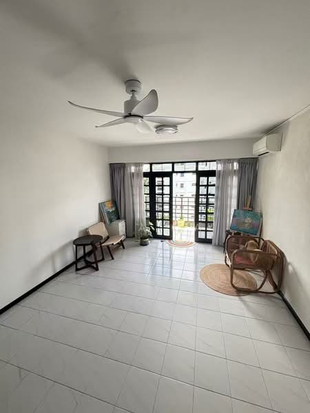 dairy farm estate, , Room Rental, 200 sqft, Condominium For Rent, by Tina Cai, 500105894 - Living Room - PropertyGuru.com.sg
