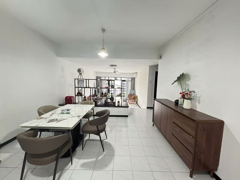 dairy farm estate, , Room Rental, 200 sqft, Condominium For Rent, by Tina Cai, 500105894 - Living Room - PropertyGuru.com.sg