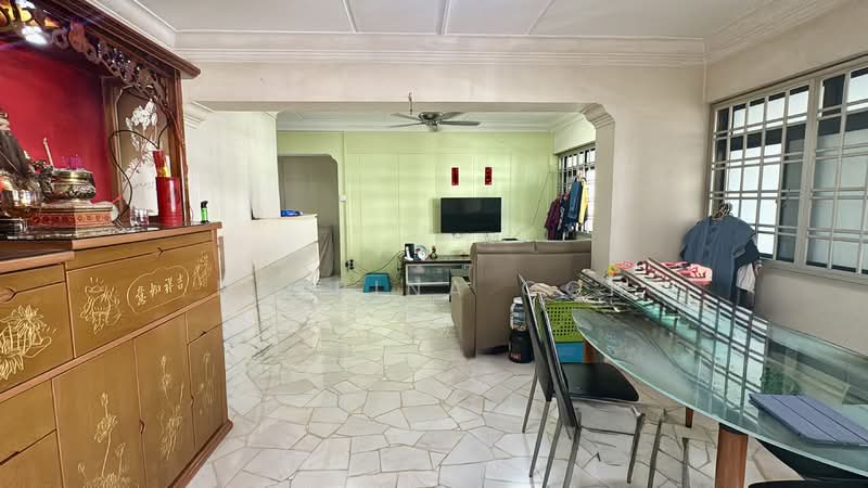 943 Hougang Street 92, 943 Hougang Street 92, 3 Bedrooms, 1,087 sqft, HDB Flat For Sale, by Desrina Goh, 500105915 - Living Room - PropertyGuru.com.sg