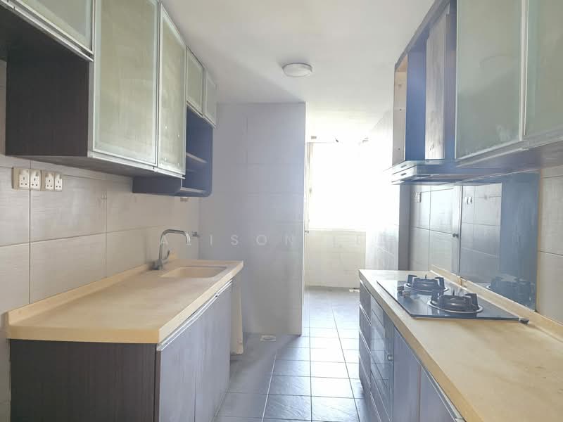 Sunflower Regency, 37 Lor 20 Geylang, 3 Bedrooms, 1,152 sqft, Apartment For Sale, by Alison Lee, 500105920 - Kitchen - PropertyGuru.com.sg