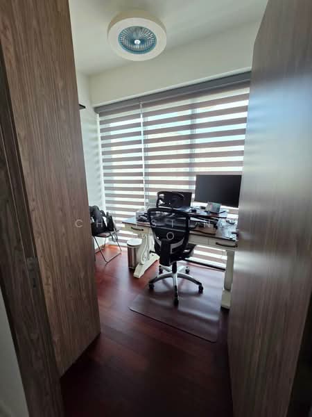Queens Peak, 1 Dundee Road, 3 Bedrooms, 936 sqft, Condominium For Sale, by Christine Teo, 500105953 - Study - PropertyGuru.com.sg