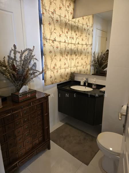 The Vantage, 6 Orange Grove Road, 4 Bedrooms, 5,770 sqft, Condominium For Rent, by Cheraine Tan, 500105964 - Powder room - PropertyGuru.com.sg