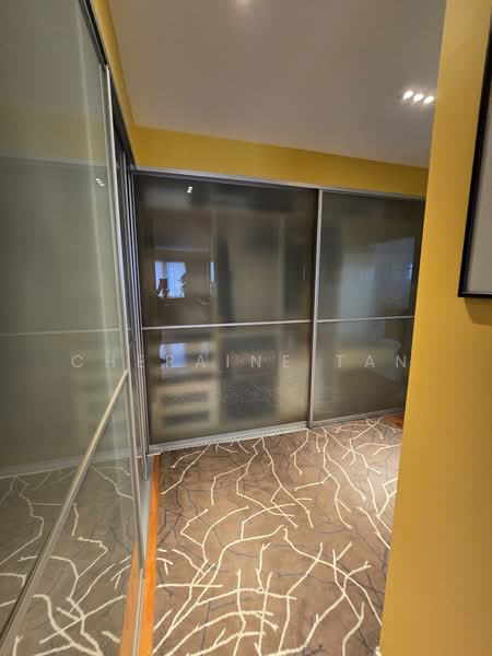 The Vantage, 6 Orange Grove Road, 4 Bedrooms, 5,770 sqft, Condominium For Rent, by Cheraine Tan, 500105964 - Master wardrobe  - PropertyGuru.com.sg