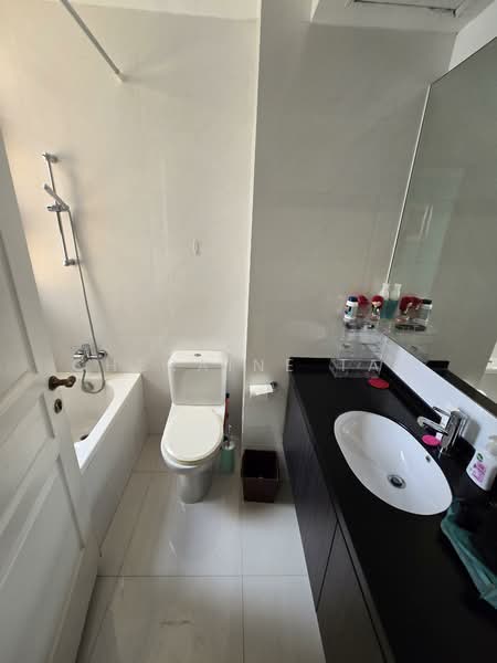 The Vantage, 6 Orange Grove Road, 4 Bedrooms, 5,770 sqft, Condominium For Rent, by Cheraine Tan, 500105964 - Bathroom - PropertyGuru.com.sg