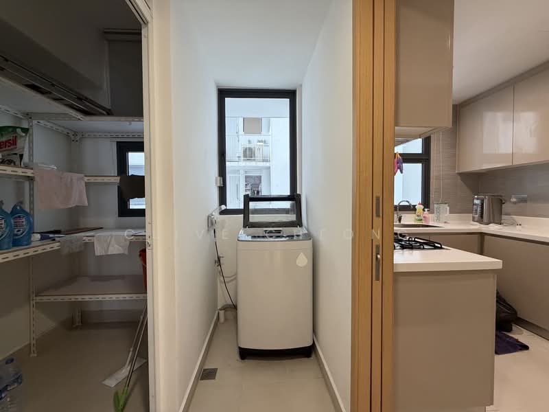 Blossom Residences, 34 Segar Road, 4 Bedrooms, 1,249 sqft, Executive Condominium For Sale, by Clive Cheong, 500105967 - Kitchen - PropertyGuru.com.sg