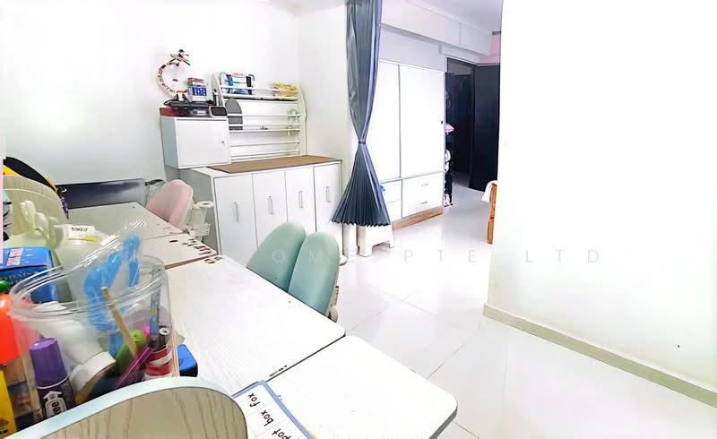 638 Pasir Ris Drive 1, 638 Pasir Ris Drive 1, 3 Bedrooms, 1,313 sqft, HDB Flat For Sale, by Regine Cher, 500105976 - Study - PropertyGuru.com.sg