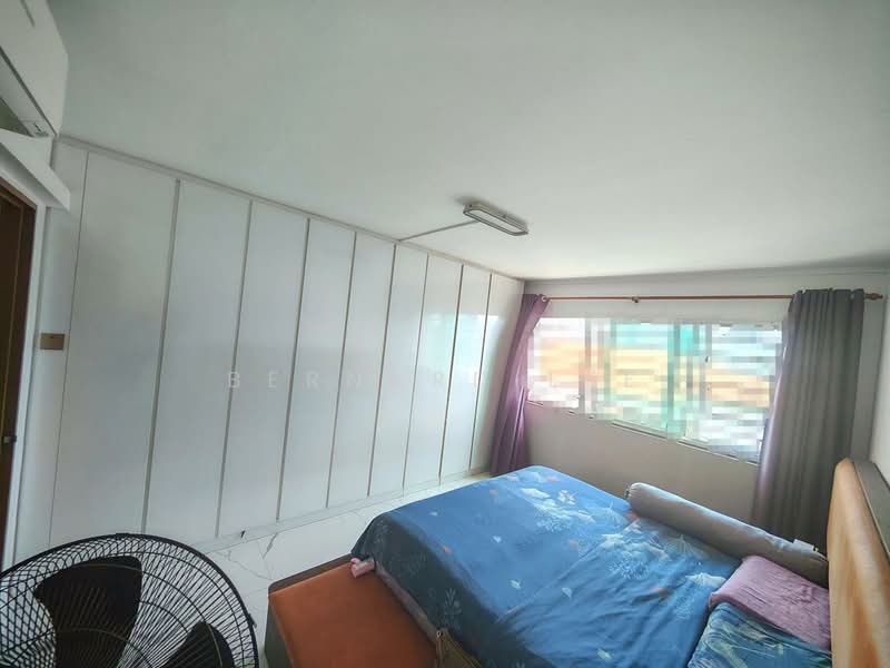 552 Choa Chu Kang Street 52, 552 Choa Chu Kang Street 52, 4 Bedrooms, 1,420 sqft, HDB Flat For Sale, by Bernard Lee, 500105978 - Bedroom - PropertyGuru.com.sg