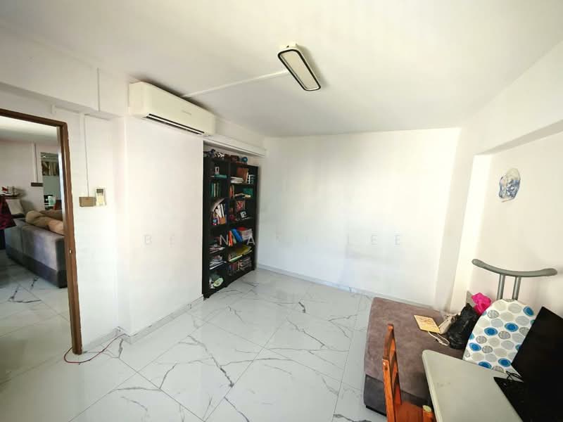 552 Choa Chu Kang Street 52, 552 Choa Chu Kang Street 52, 4 Bedrooms, 1,420 sqft, HDB Flat For Sale, by Bernard Lee, 500105978 - Living Room - PropertyGuru.com.sg